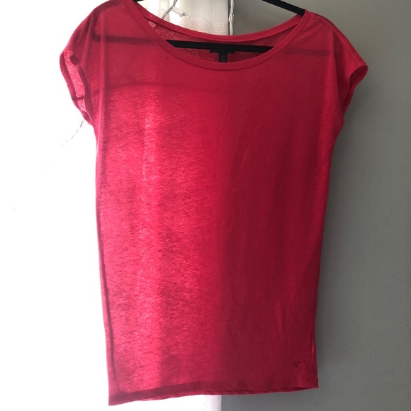 American Eagle Outfitters Tops - American Eagle pink t-shirt